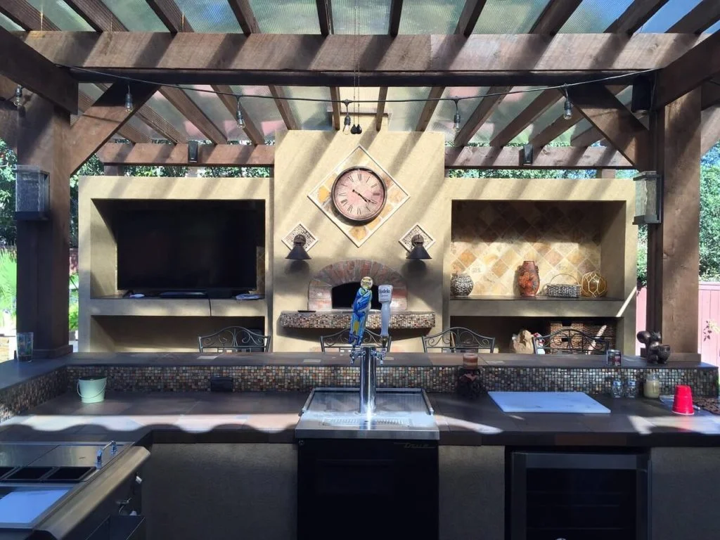 an outdoor bar can have everything - even beer on tap!
