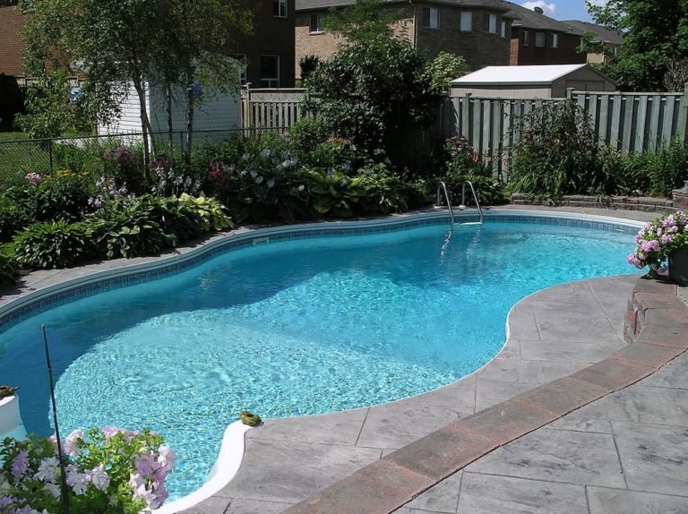 best way to chlorinate above ground pool