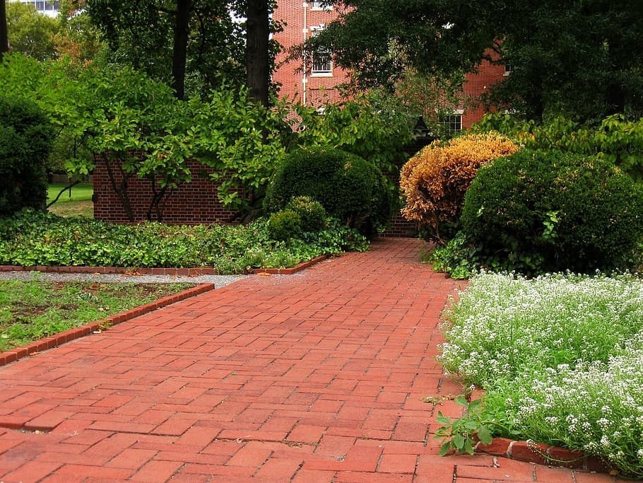 brick path to front entryway