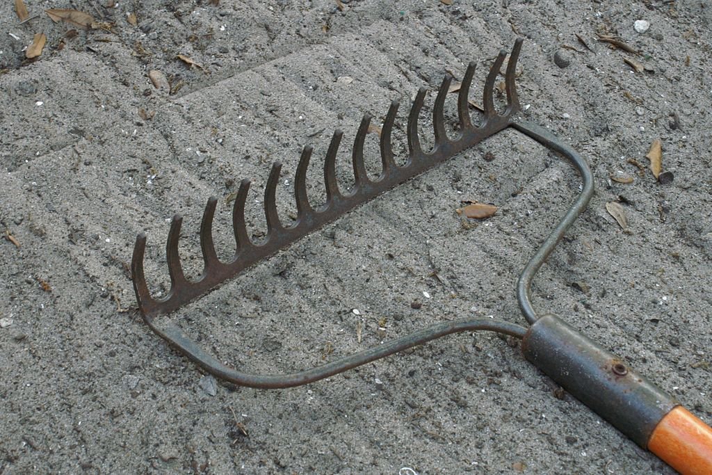bow rake 
