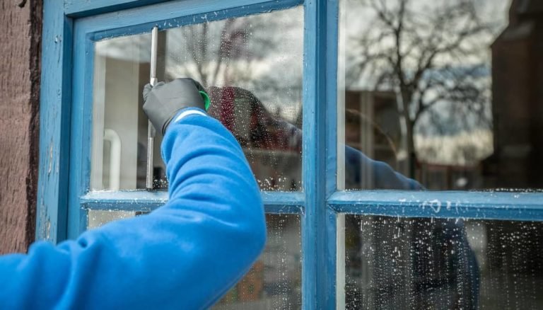 Cleaning The Outside Of Windows - Yards Improved